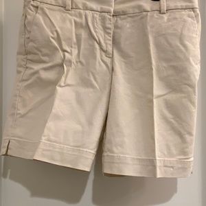 Loft Khaki Riviera Short, Size 2